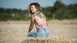 „100 малки победи“: Комплексни упражнения с Роберта Стойнева