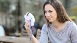 СБЛЪСЪК: Да останат ли маските на закрито?