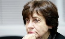 Ренета Инджова: Политическото битие – по-далеч от пазара „Кирков“