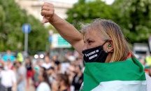 Българският хелзинкски комитет оспорва ограничението за протести до 10 души