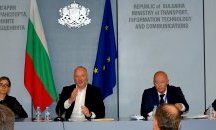 Министър Росен Желязков обсъди с браншови организации мерките в сухопътния сектор