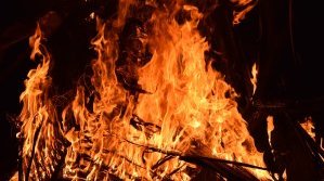 Четирима задържани за пожара в зеленчуковата борса в село Кърналово