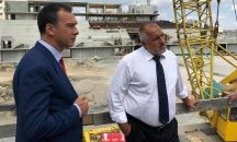 Премиерът пак на проверки