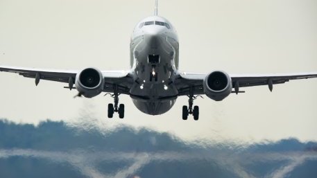 САЩ затварят небето си за китайски авиокомпании