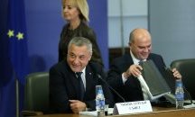 Мая Манолова дава на съд Валери Симеонов