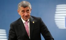 Чехия изгони руски дипломати, "измислили" опита за отравяне на кмета на Прага