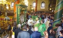 Дариха икона на „Св. Троица-Старозаветна” за 185-годишнината на черквата в Банско