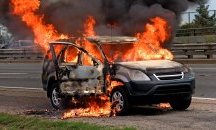 Джип на популярна певица се запали на автомагистрала „Тракия”