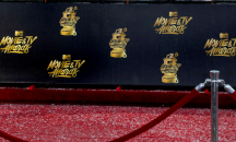 Отлагат наградите на MTV за неопределено време