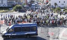 Искат "строга изолация" за 700-те българи в Мондрагоне
