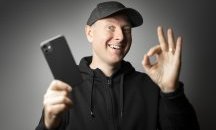 Без EarPods и зарядно в кутията на iPhone 12