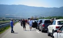 15 километра достигна колоната от чакащи автомобили на ГКПП "Кулата"
