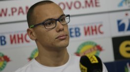 Антъни Иванов изхвърлял хапчетата, давани му в чашка от треньорите