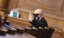 Гешев няма намерение да се оттегля