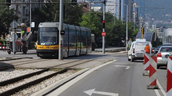 Започна ремонтът на участък от бул. “България“ в столицата
