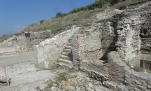 Археолози възобновяват разкопките в Хераклея Синтика