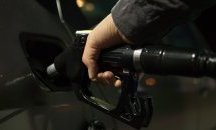 Окончателно: Държавата прави 100 бензиностанции