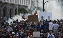 Оставките на министри са подхвърлени огризки, смята организатор на протестите