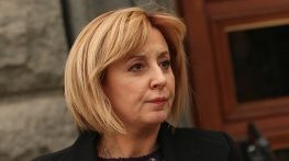 Манолова готви комисия за ревизия на кабинета „Борисов“