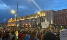 Седем задържани при снощните протести в София