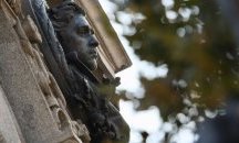Институциите разделени и на годишнината от рождението на Левски