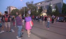 Протестиращи блокираха движението пред Първо РПУ заради задържането на Минчо Спасов