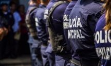 Протестиращи блокираха Дариткова и Нинова в БНТ, изведоха ги с полиция
