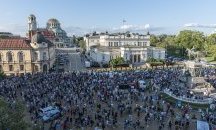 През обектива: Демонстрантите са навсякъде