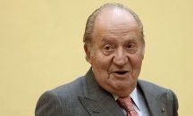 Бившият испански крал Хуан Карлос, който бе заподозрян в корупция, напуска страната