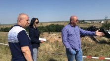Откриха близо 23 тона пестициди в община Червен бряг