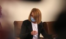 София срещу COVID-19: Фандъкова се закани на нощните заведения и протестите