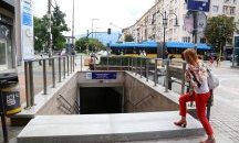 Ще пречи или ще помага новото съоръжение на входа на метрото?