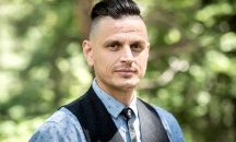 Царят на магията влиза във „Фермата“