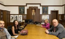 Гешев конкурира папата по аудиенции, срещна се с поредна жертва