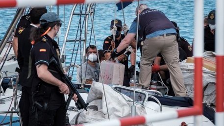 Българи са арестувани с 30 тона хашиш в Испания