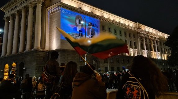Протестът, ден 84: Недоволните ще се обаждат на премиера за разрешение за возене в метрото