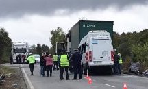 Повдигнаха обвинение на шофьора на тира за катастрофата при Елхово