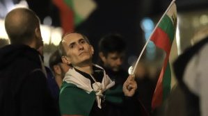 Протестът, ден 108: Властта се замеря с вируси