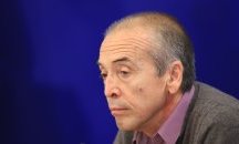 Коронавирусът в България: Ще се ваксинира ли доц. Мангъров?