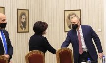 Обидното за всички нас боричкане на политиците около датата на изборите