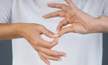 Окончателно: Жестовият език влиза в новините и училищата