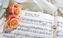 Поглед назад: „Сватбеният марш“ за първи път съпровожда младоженска двойка