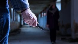 Mлад мъж е бил пребит и наръган с нож в София