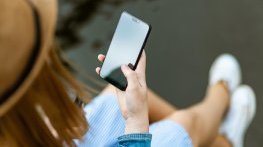 Смартфоните могат да определят възрастта ни
