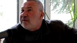 Кмет на ГЕРБ твърди, че са го пребили заради 11 гласа за ДПС