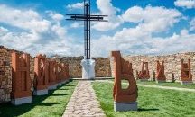 Петиция настоява за българско гражданство за основателя на „Двора на кирилицата”