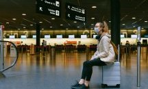 COVID-19 по света: Ваксинационният сертификат ще е валиден 12 месеца
