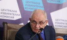 ЦИК: В договора няма клауза за допълнителни машини за резервни части