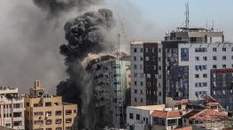Израелската армия унищожи медийна сграда в Газа
