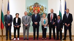 Именити спортисти получиха Почетния знак на президента